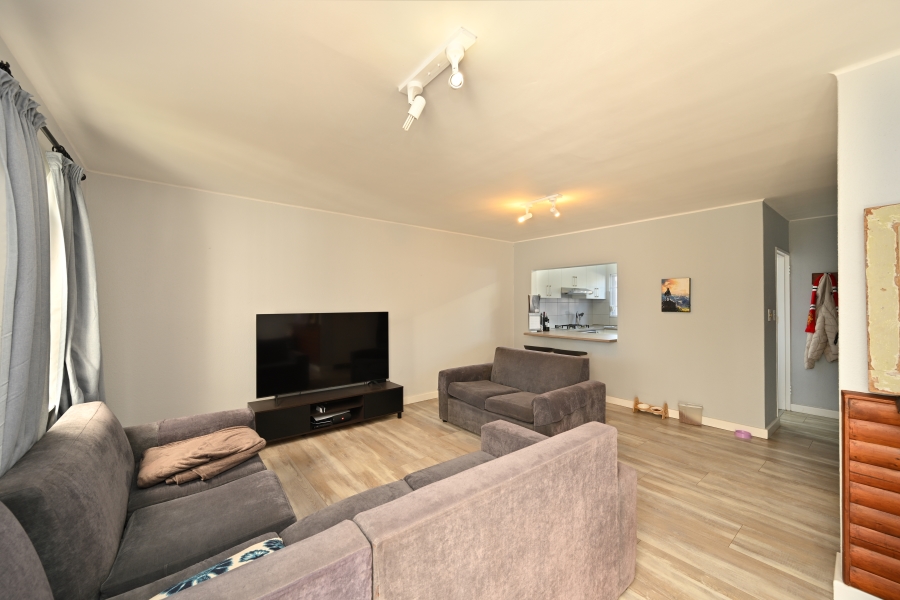 3 Bedroom Property for Sale in Table View Western Cape